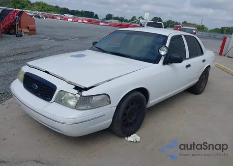 2010 Ford Crown Victoria Police/Police Interceptor из США, поврежденный, VIN 2FABP7BV4AX135965